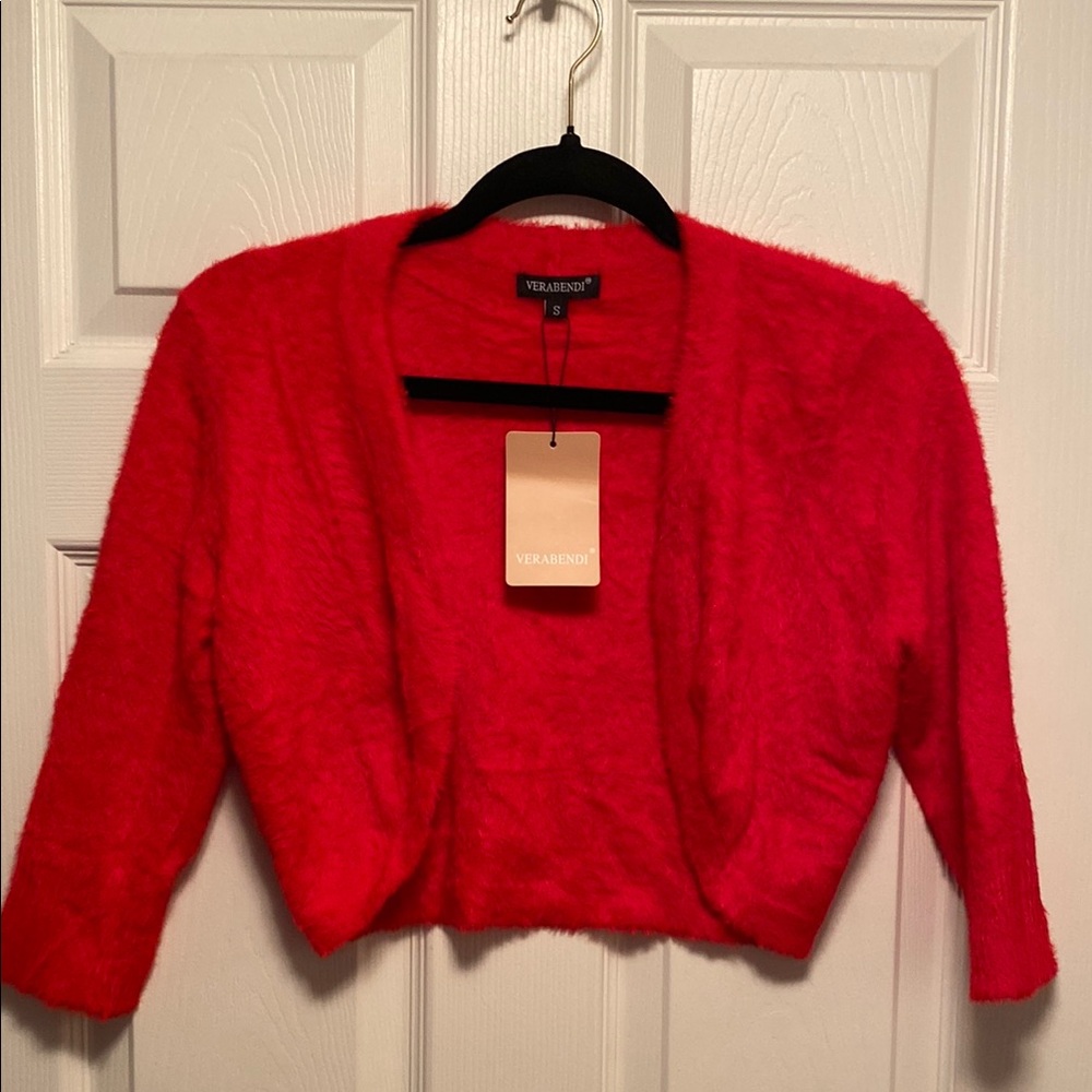 Verabendi Red Cropped Sweater…size S